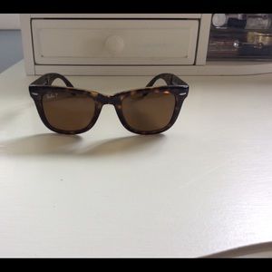 Ray Ban Folding Wayfarer in Tortoise (Polarized)